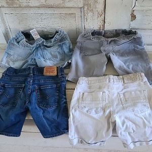 4 pair of Girls size 7 shorts
